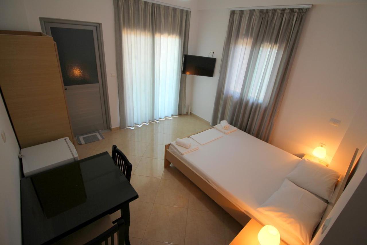 Erjon Apartments Ksamil Exterior photo