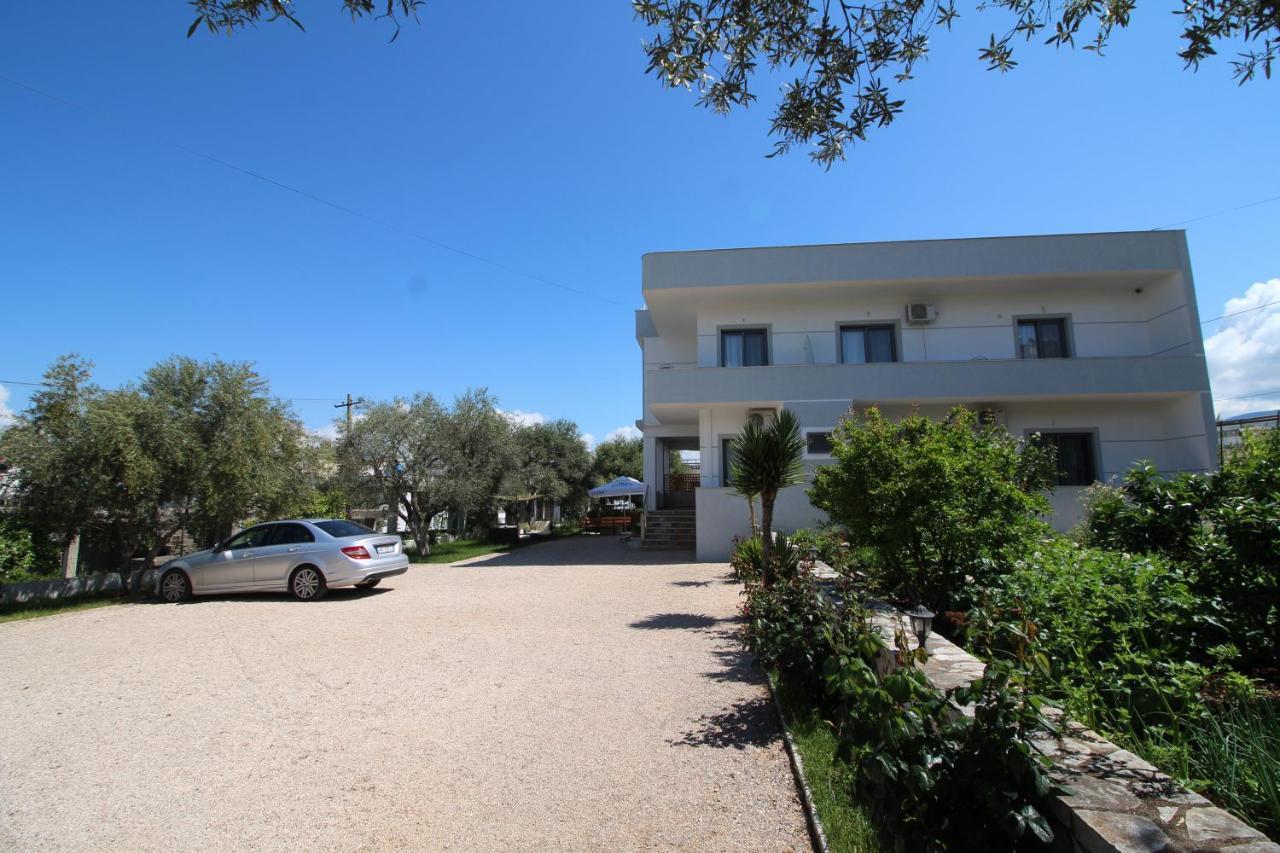 Erjon Apartments Ksamil Exterior photo