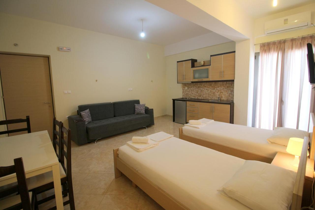 Erjon Apartments Ksamil Exterior photo