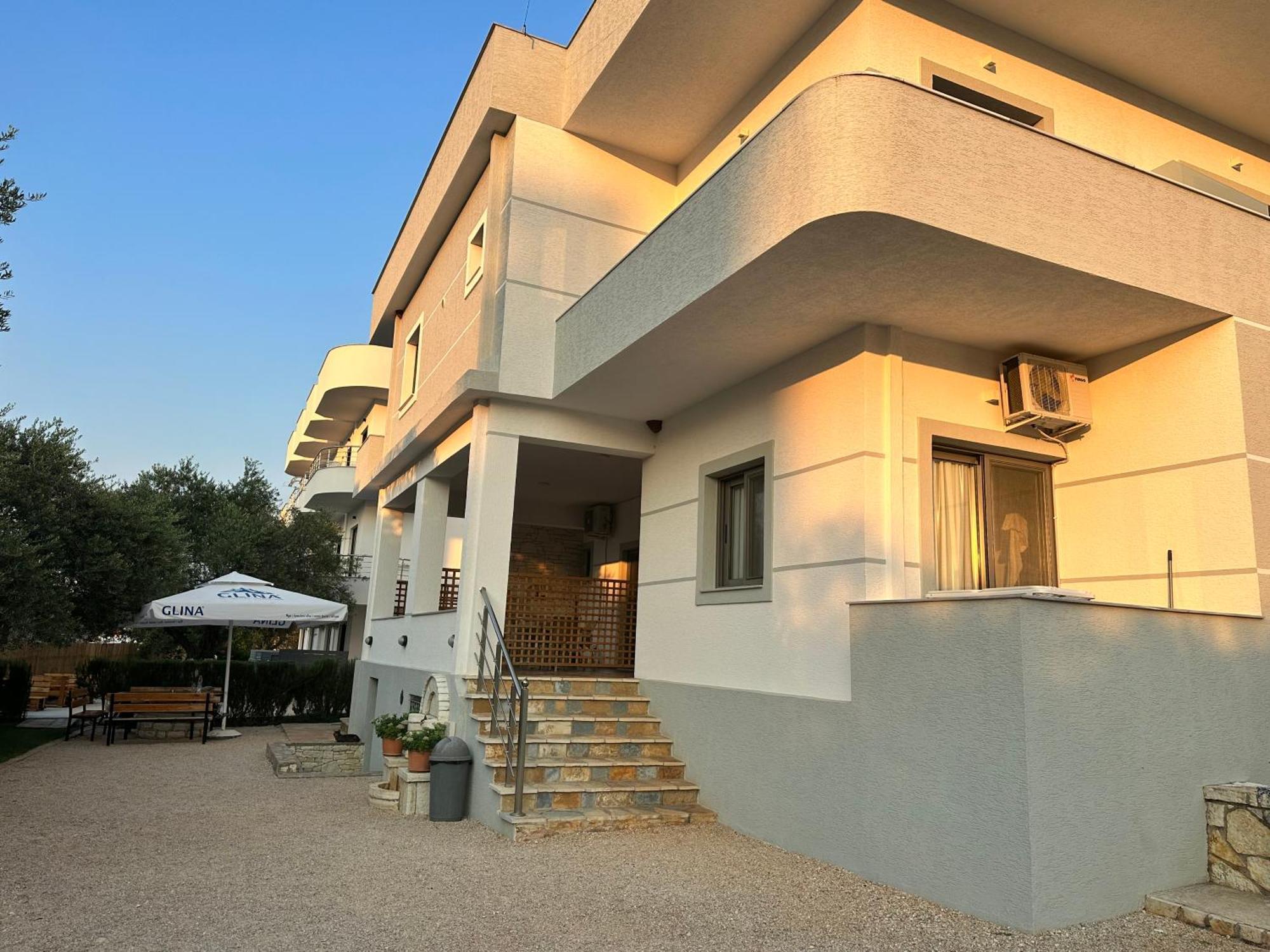 Erjon Apartments Ksamil Exterior photo