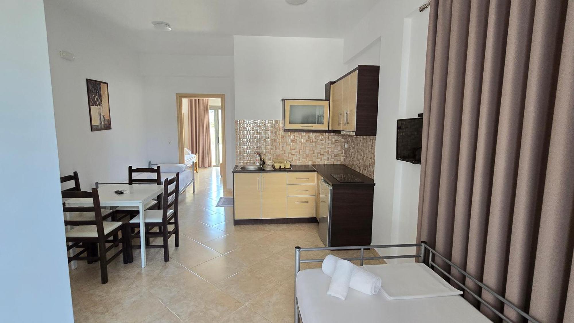 Erjon Apartments Ksamil Exterior photo