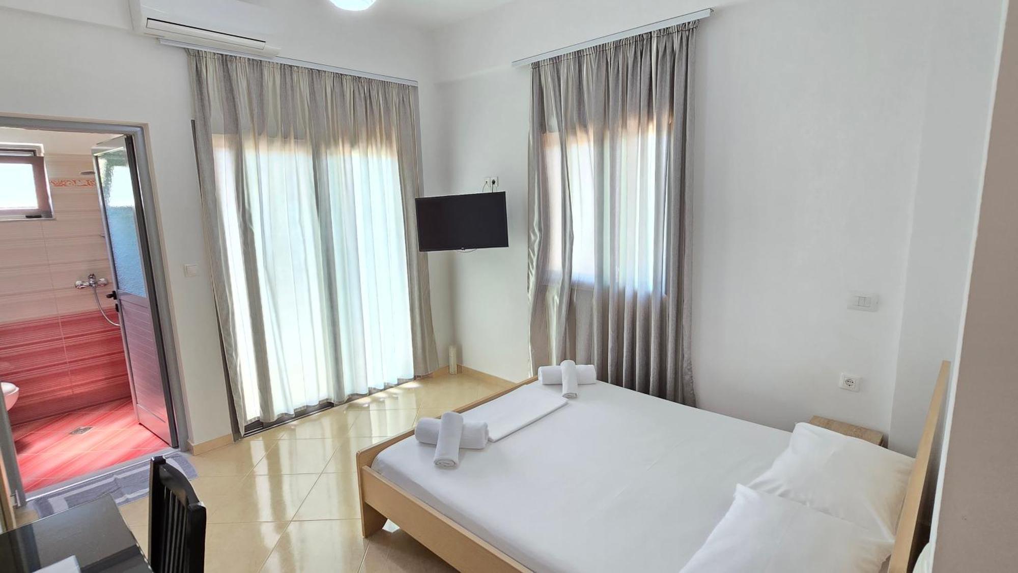 Erjon Apartments Ksamil Exterior photo